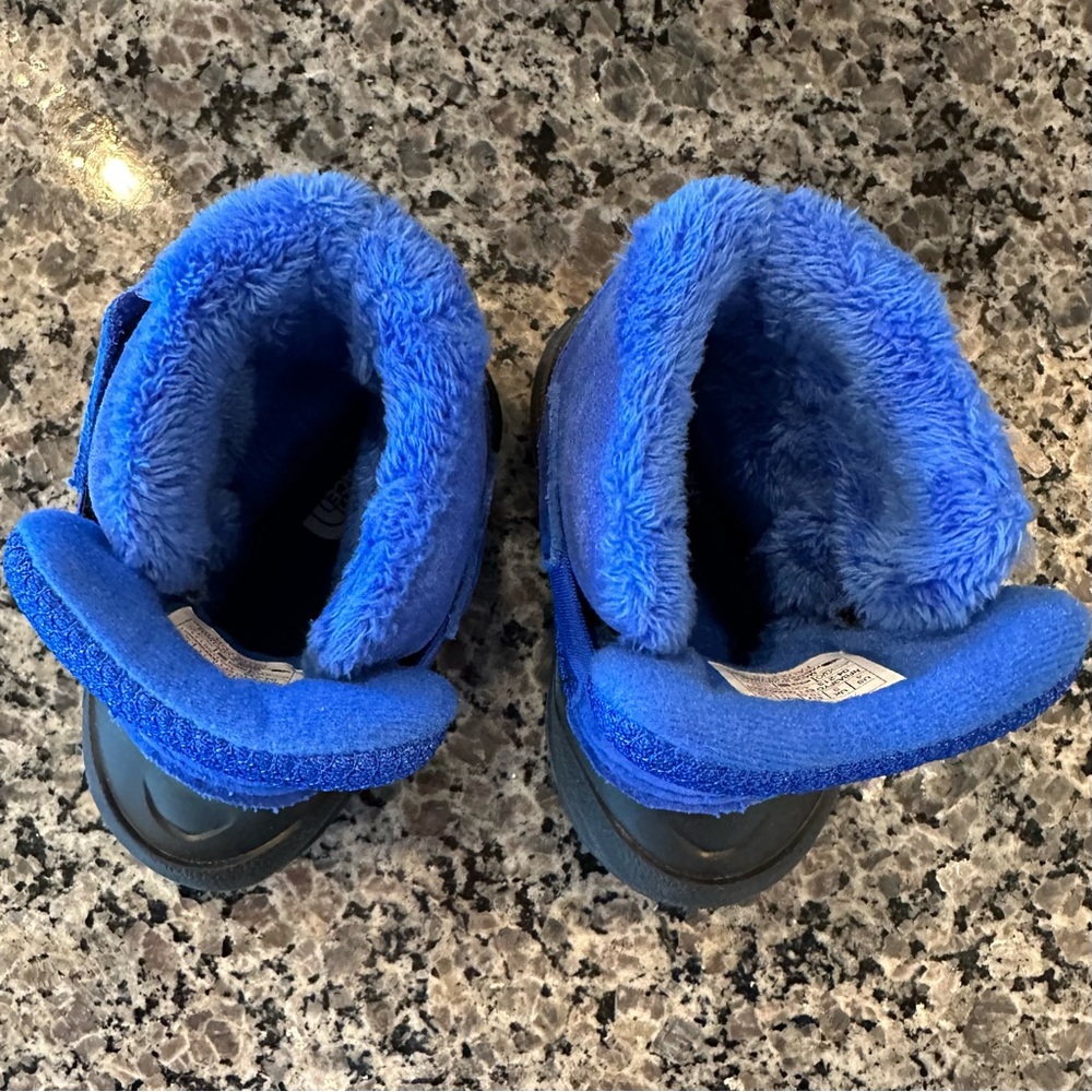 ✨LIKE NEW✨The North Face Toddler Alpenglow lI Boots Size 4 - Picture 13 of 14